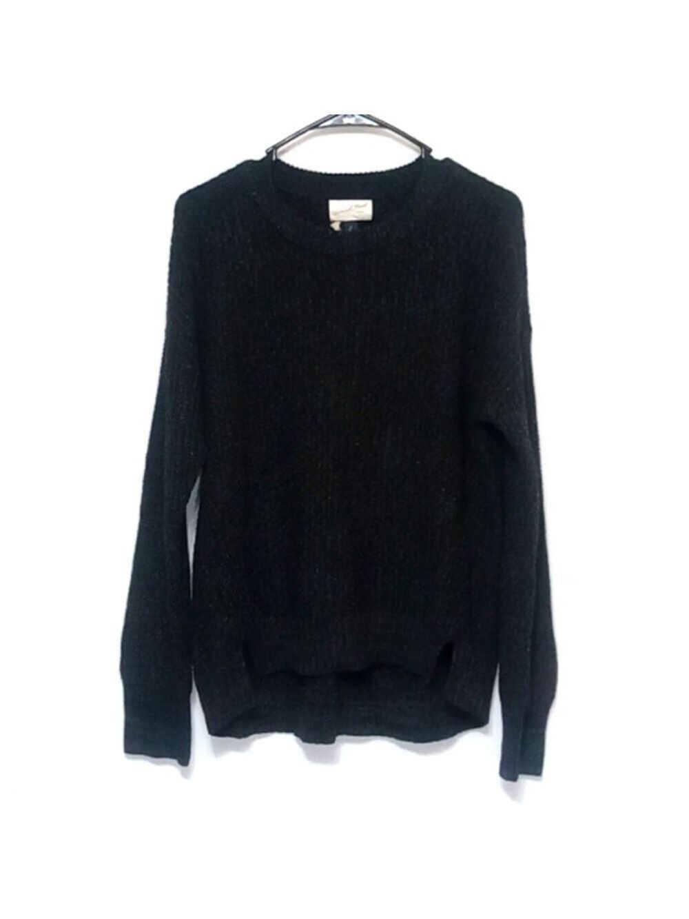 𝅺Universal Thread Pullover Sweater